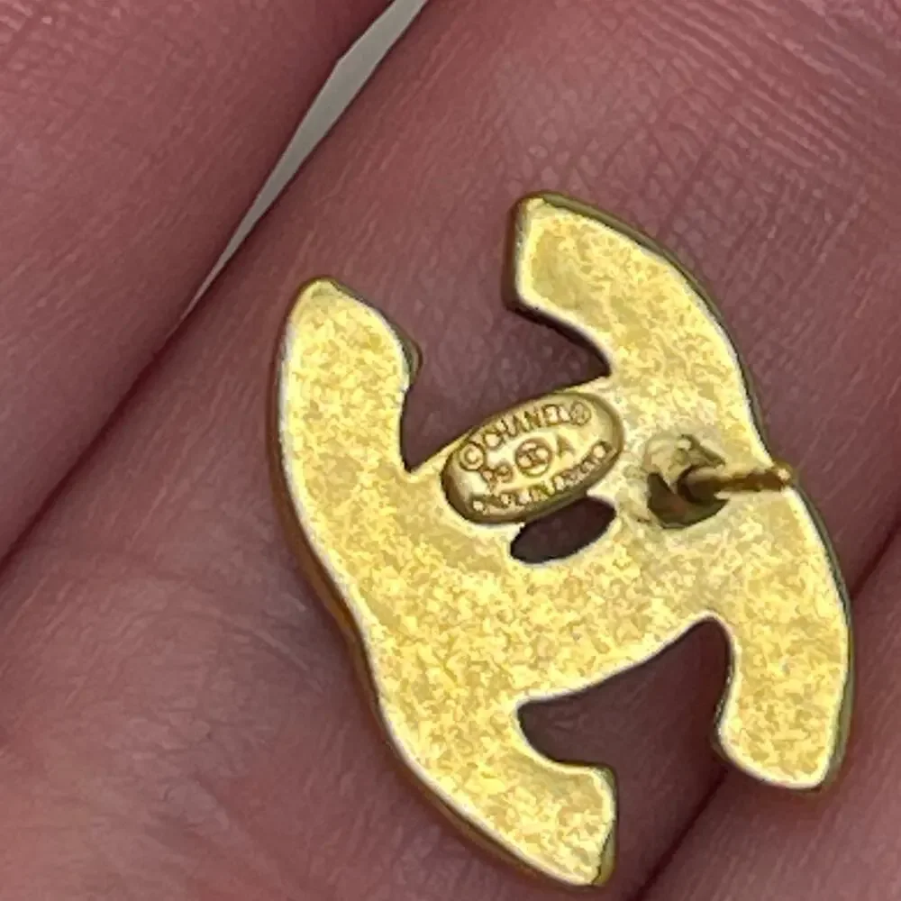 CHANEL Vintage AUTH Earrings Coco CC Logo GP Gold 4 pairs Charm Cross Swing - Picture 7 of 9